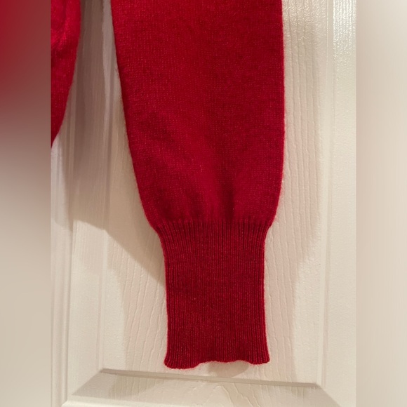 NWOT LAMB red cashmere sweater - Picture 10 of 11